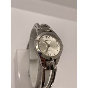 Decade Silver Womens Watch Fashion Watch New Battery!